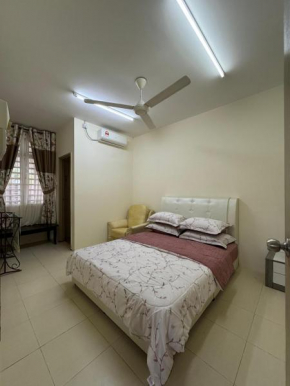 Adawiyah Guest House, Gambang